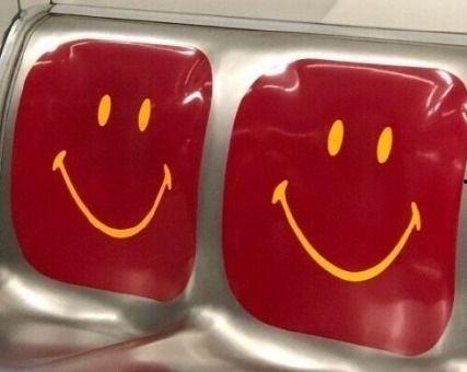 邻居吃瓜文案搞笑,笑料连连，一场欢乐的“瓜田”盛宴